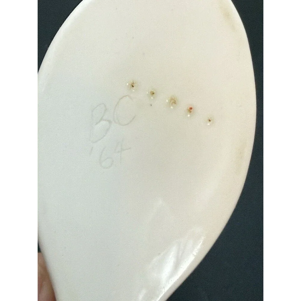 MAXCERA Ceramic PEAR Spoon Rest Holder Gold Initial R 8